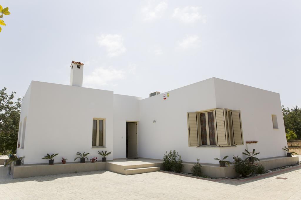 Eliofos Luxury